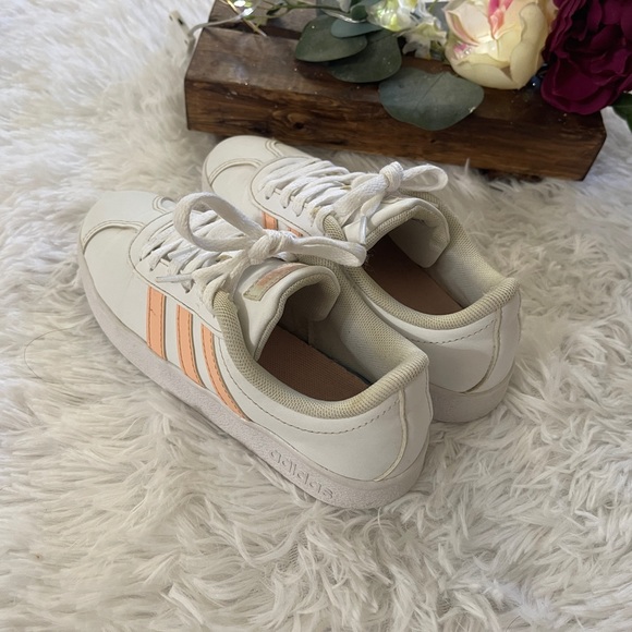 Adidas - Picture 5 of 7